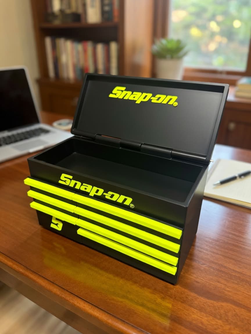 3D printed garage-style tool box example.